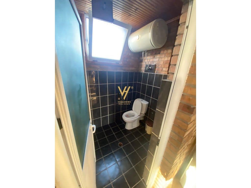 JEPET ZYRE 55 M2 ME QERA TE GOLDEN PARK, YZBERISHT 650 EURO 4