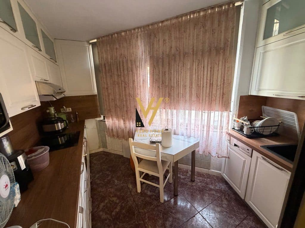 SHITET APARTAMENT 2+1+2+VERANDE TE STADIUMI DINAMO 30.000.000 LEKE 3