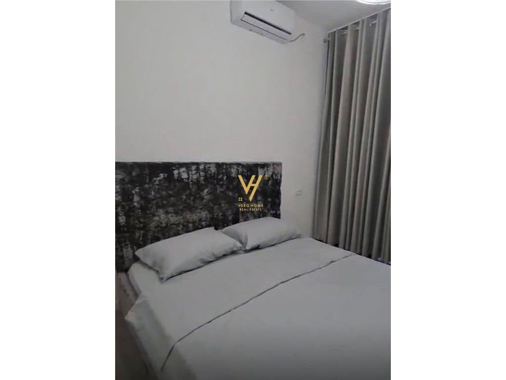JEPET APARTAMENT 1+1+BLK ME QERA TE BLVD. ZOGU I PARE 650 EURO 4