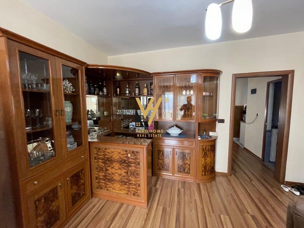 JEPET APARTAMENT 3+1+2 TE GARDA, BLLOKU 1.000 EURO 3