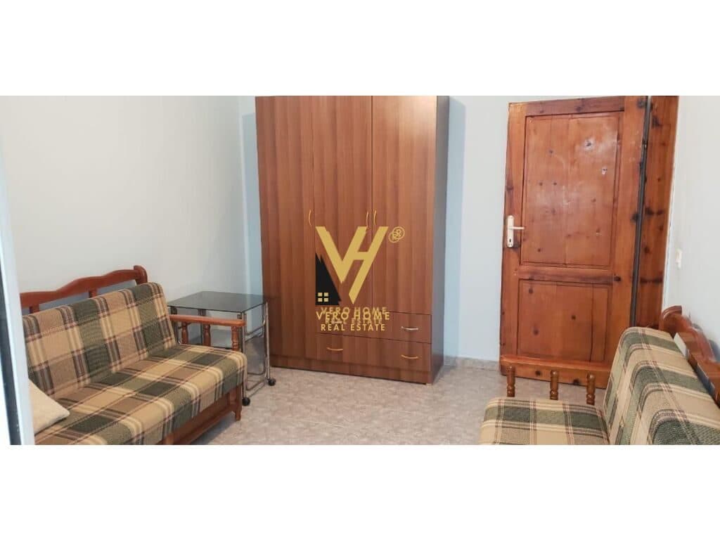 JEPET APARTAMENT 2+1 ME QERA NE ALI DEM 40.000 LEKE 4