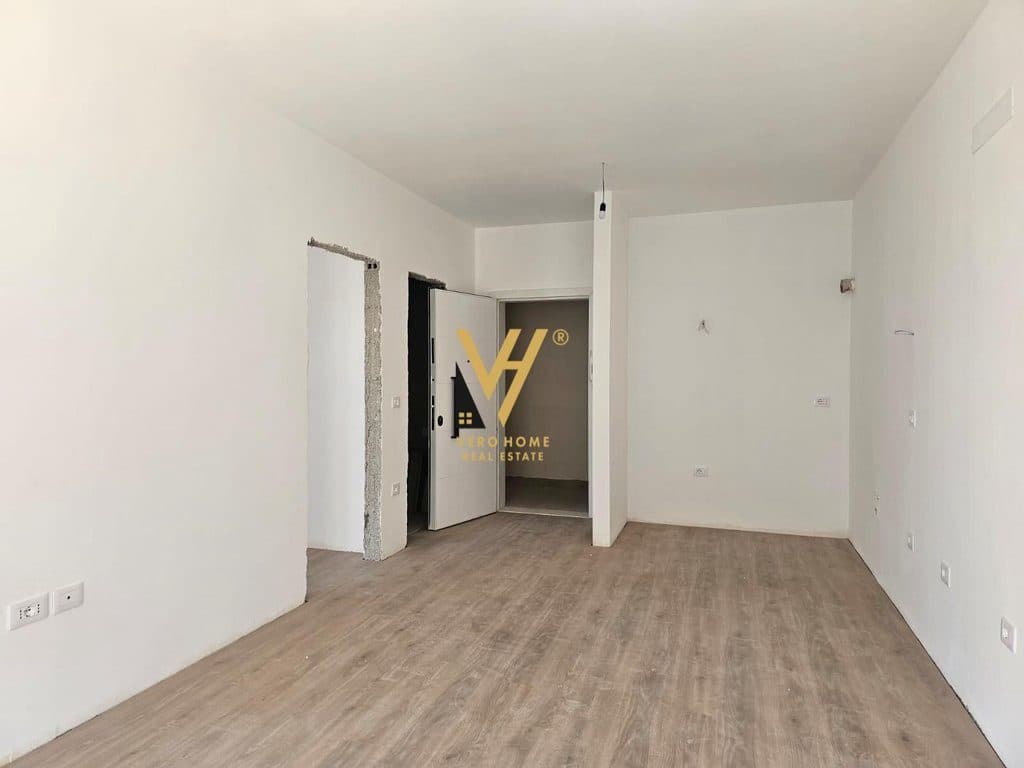 SHITET APARTAMENT 1+1+BLK TE TIRANA ENTRY, ISH SHESHI SHQIPONJA 97.000 EURO 4