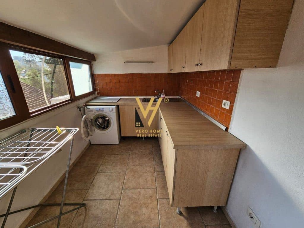 JEPET APARTAMENT 3+1 ME QERA TE VILAT GJERMANE 80.000 LEKE 3
