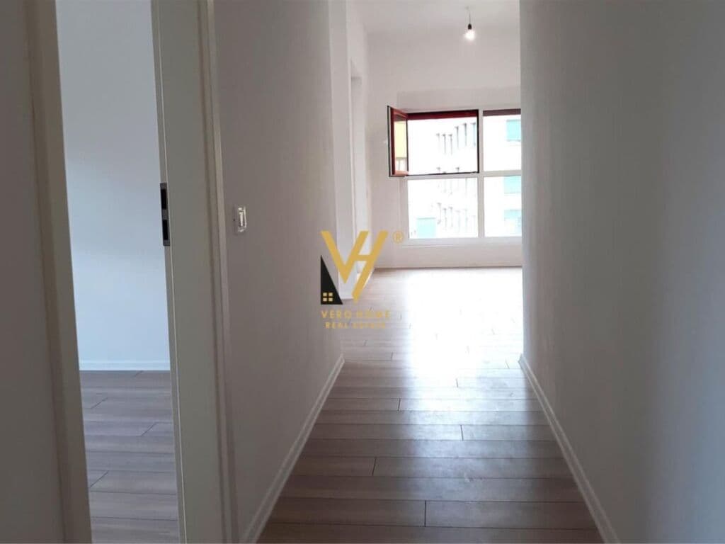 Shitet Apartament 1+1+ballkon te Kompleksi Mangalem , Ali Demi 67 m2