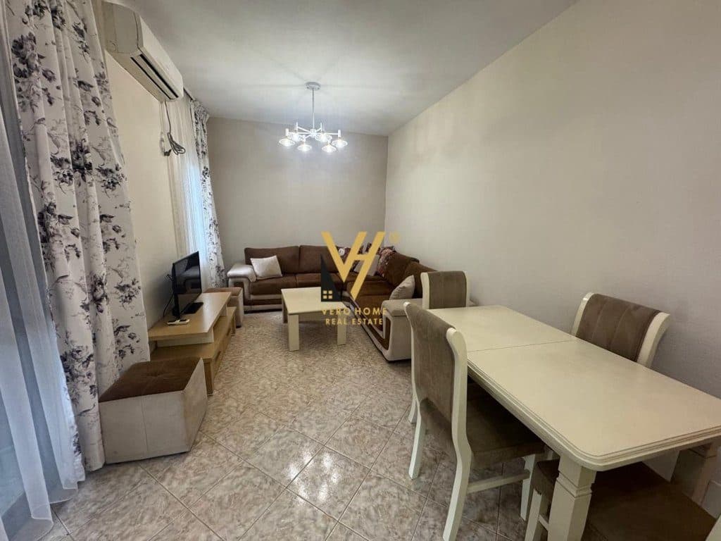 JEPET APARTAMENT 1+1+BLK ME QIRA TE SQUARE 21- 65.000 LEKE