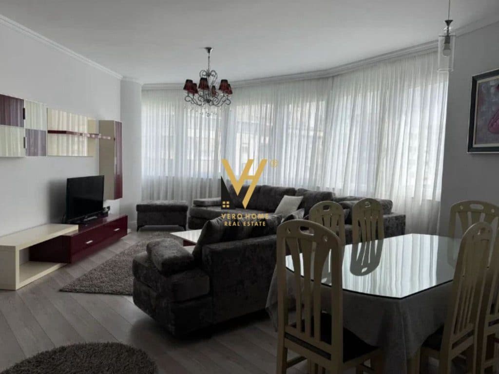 JEPET APARTAMENT 3+1+BLK ME QIRA TE DELIJORGJI 1.200 EURO