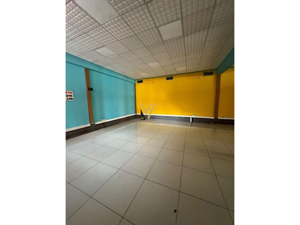 Jepet Zyre me qera te Blloku, Spari 270 m2 2