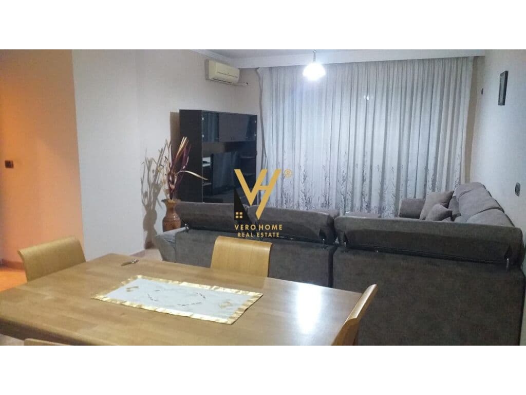 Jepet Apartament 1+1+ballkon me qera te Rruga e Brigadave 70 m2 3