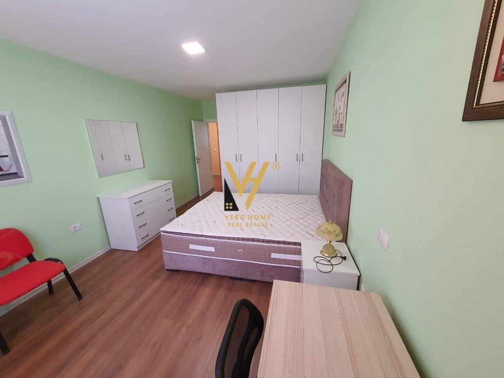 JEPET APARTAMENT 1+1 ME QERA TE RR KONGRESI MANASTIRIT 40.000 LEKE 4