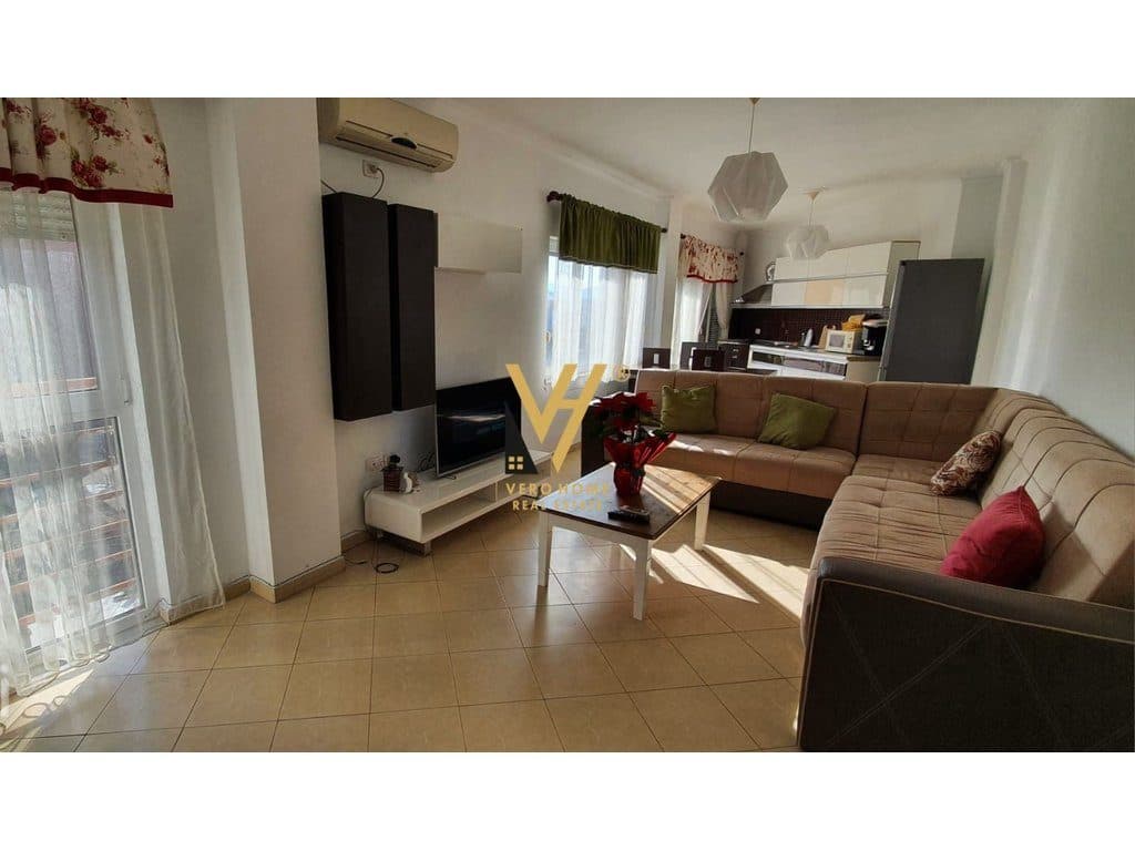 JEPET APARTAMENT 2+1 ME QERA TE ALI DEMI 550 EURO