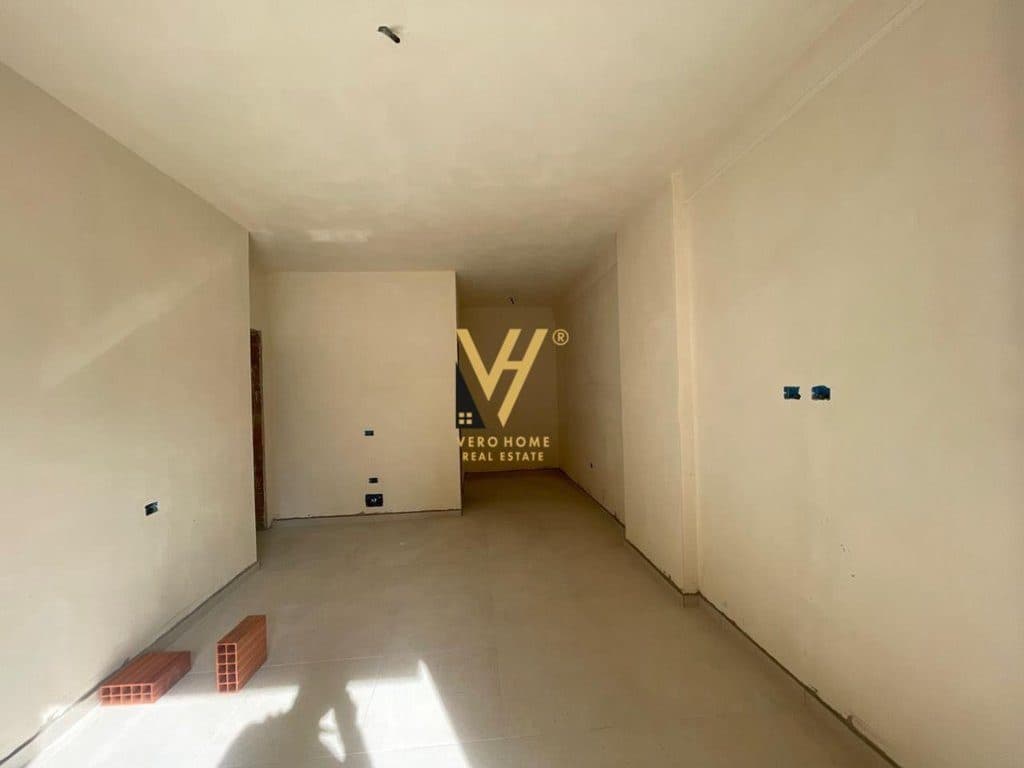 SHITET APARTAMENT 2+1+2 TEK KOM.XHELUKS XIBRAKU, RRUGA E ELBASANIT 165.000 EURO 3