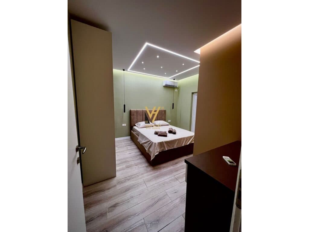 Shitet Apartament 1+1+ballkon te Pazari i Ri 48 m2 2