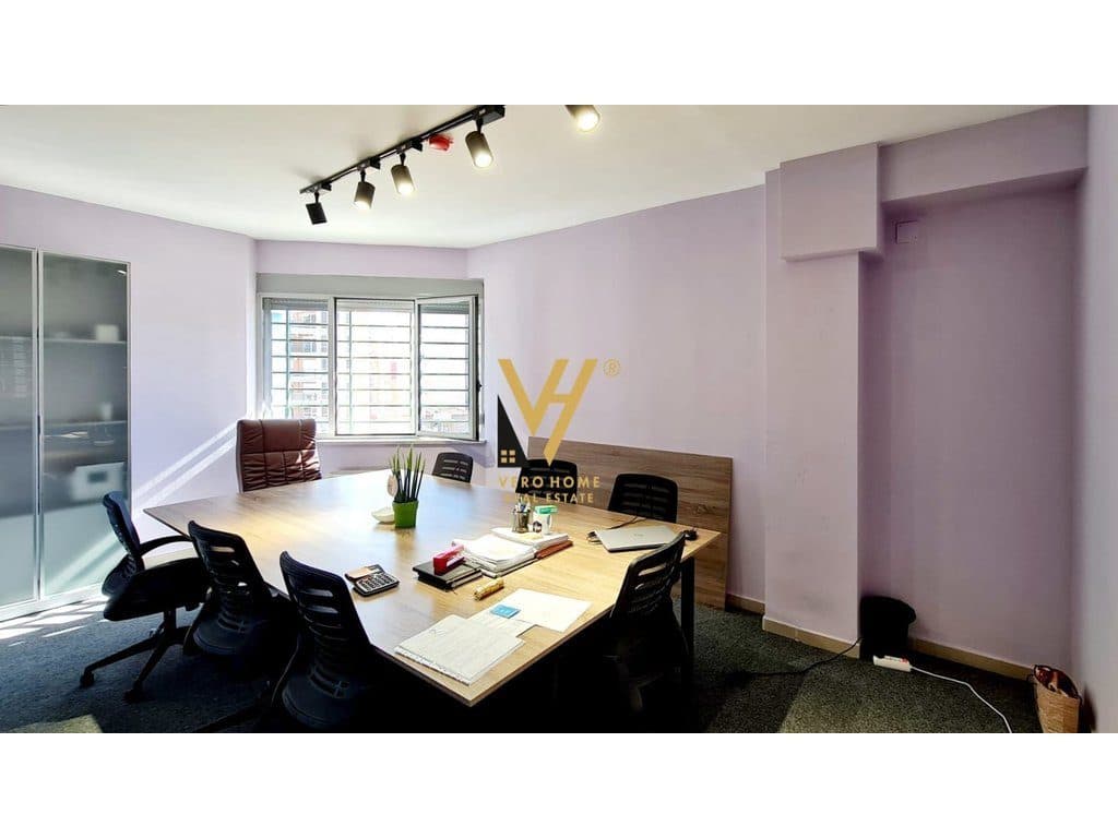 SHITET AMBIENT KOMERCIAL 290 M2 TE KOMPLEKSI HALILI 650.000 EURO 3