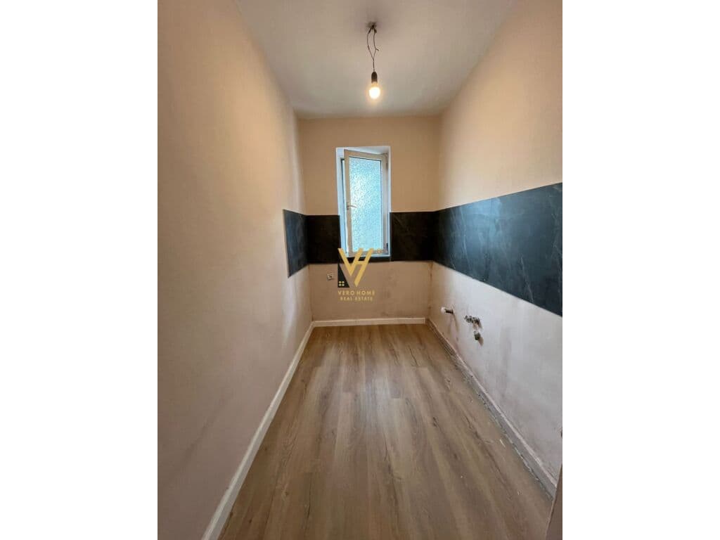 Shitet Apartament 1+1+ballkon te Rruga e Dibres 52 m2 3