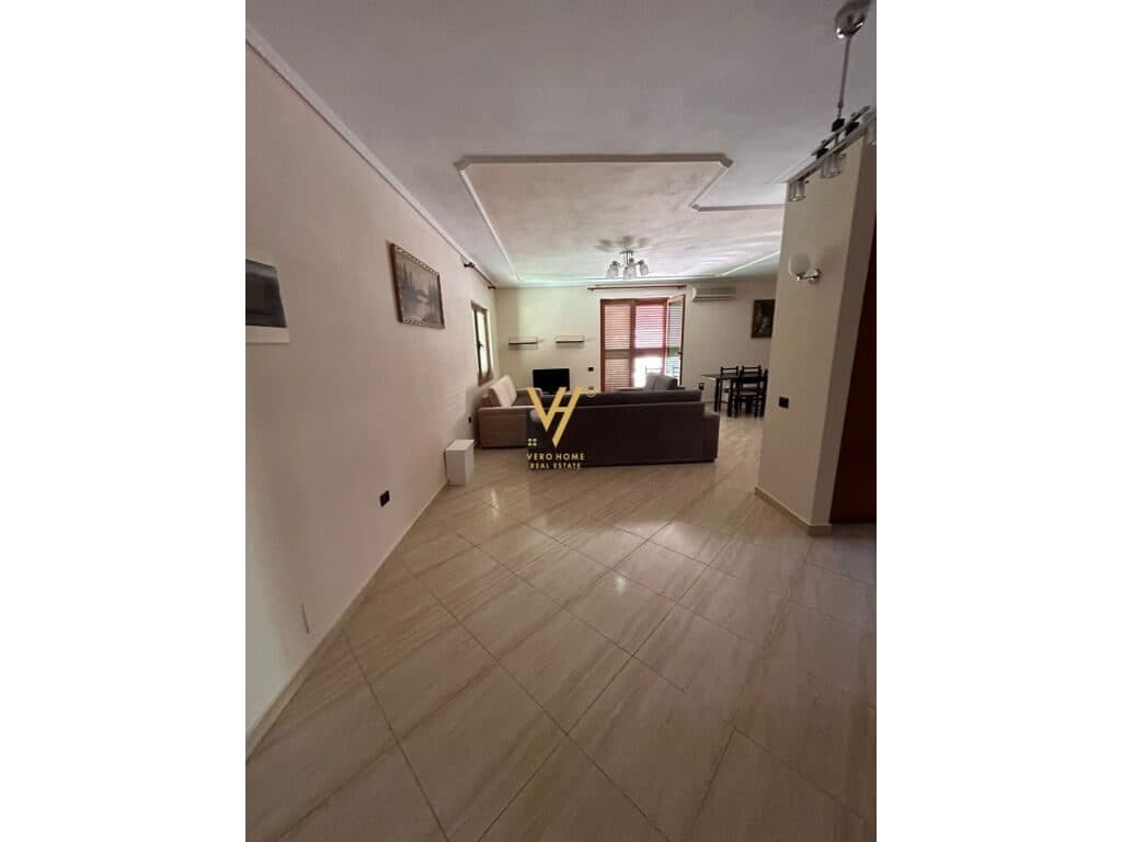 Jepet Apartament 3+1+2+ballkon me qera te Vilat Gjermane 145 m2 2