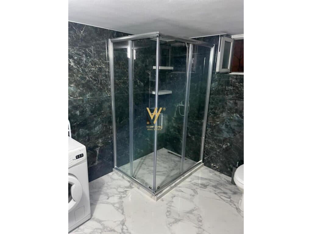 Jepet Apartament 2+1+ballkon me qera te Sauku i Vjeter 100 m2 4
