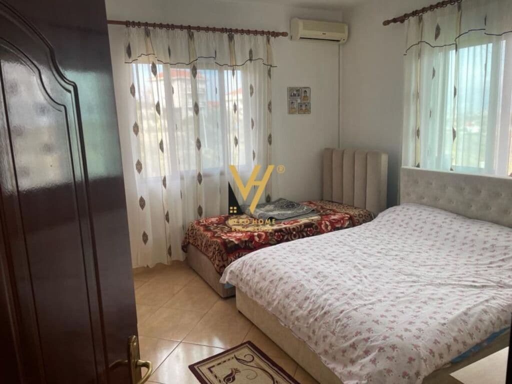 Shitet vile + truall ne Kashar 320 m2 4