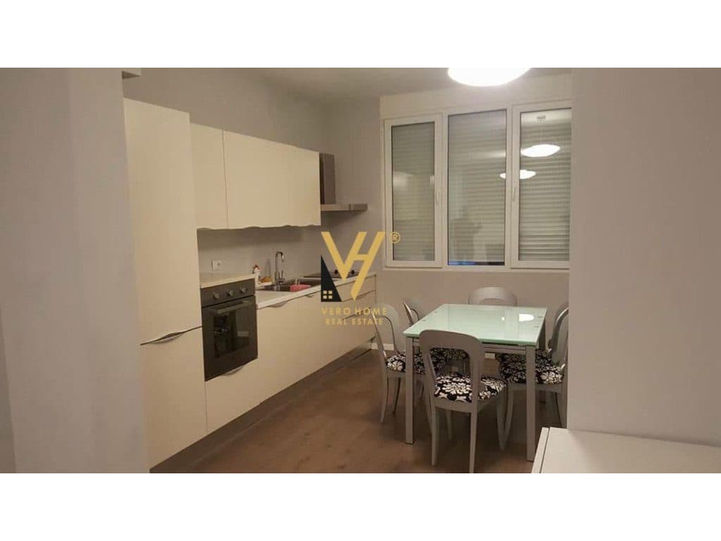 JEPET APARTAMENT 1+1 ME QIRA TEK BLLOKU 90.000 LEKE 2