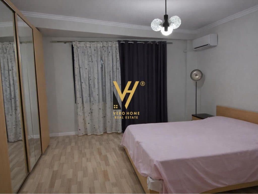 JEPET APARTAMENT 2+1+BLK ME QIRA TE KOMUNA E PARISIT 80.000 LEKE 3