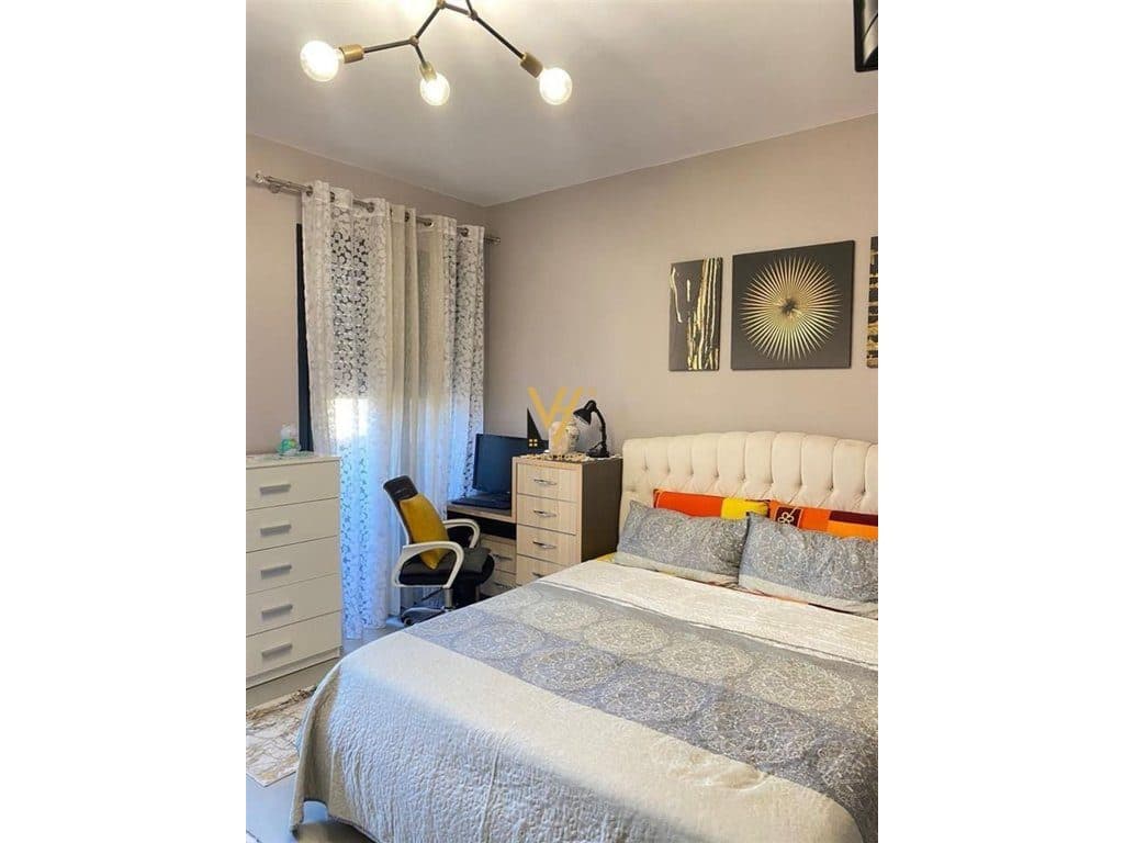 JEPET APARTAMENT 1+1+BLK ME QERA TE STADIUMI DINAMO 900 EURO 3