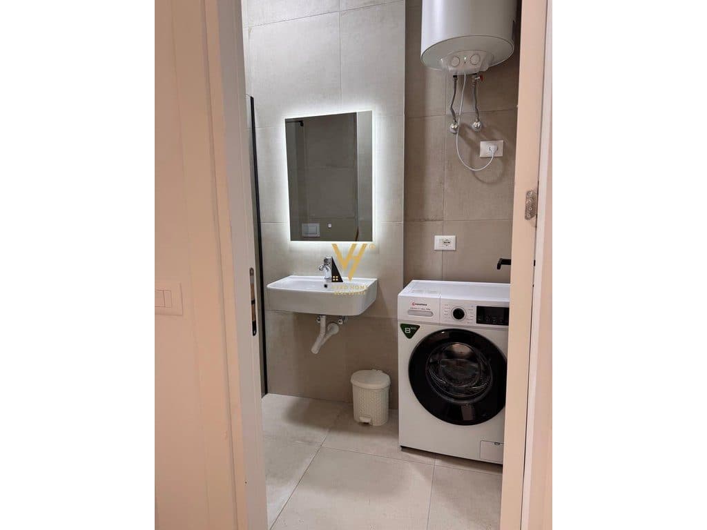 JEPET APARTAMENT 1+1+BLK ME QIRA TE BULEVARDI RI 70.000 LEKE 4