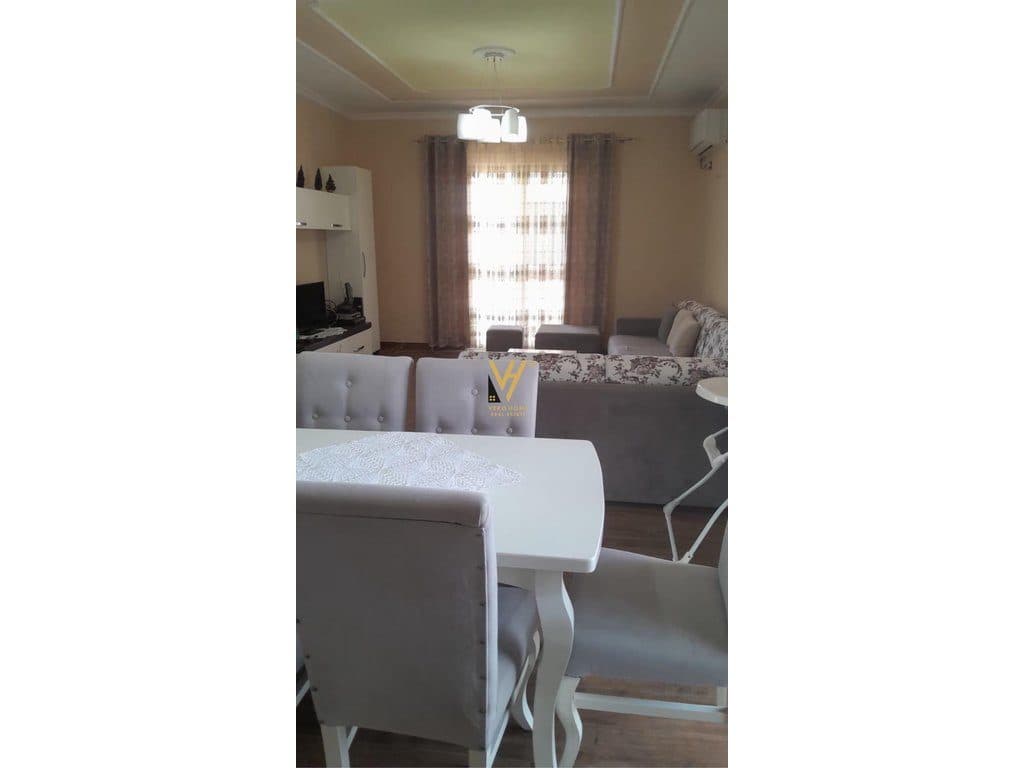 JEPET APARTAMENT 2+1+BLK ME QERA TE KODRA E PRIFTIT 50.000 LEKE