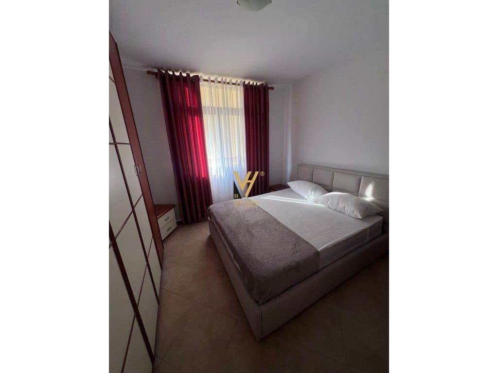 JEPET APARTAMENT 2+1+BLK ME QIRA NE QENDER 75.000 LEKE 4