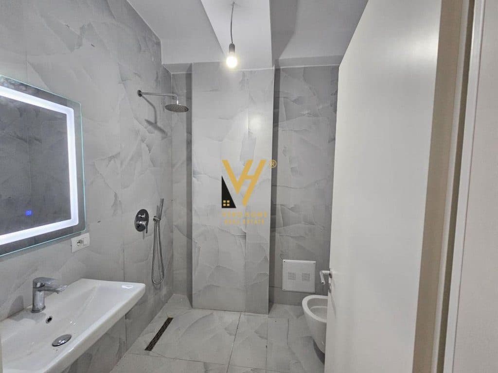 SHITET APARTAMENT 2+1+2 TE ALI DEMI 150.000 EURO 3