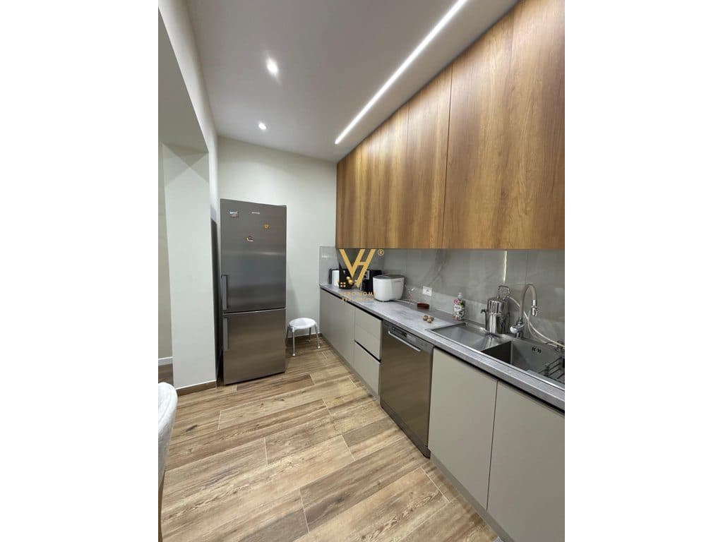 JEPET APARTAMENT 2+1 ME QERA TE MARTENITETI I RI 90.000 LEKE 2
