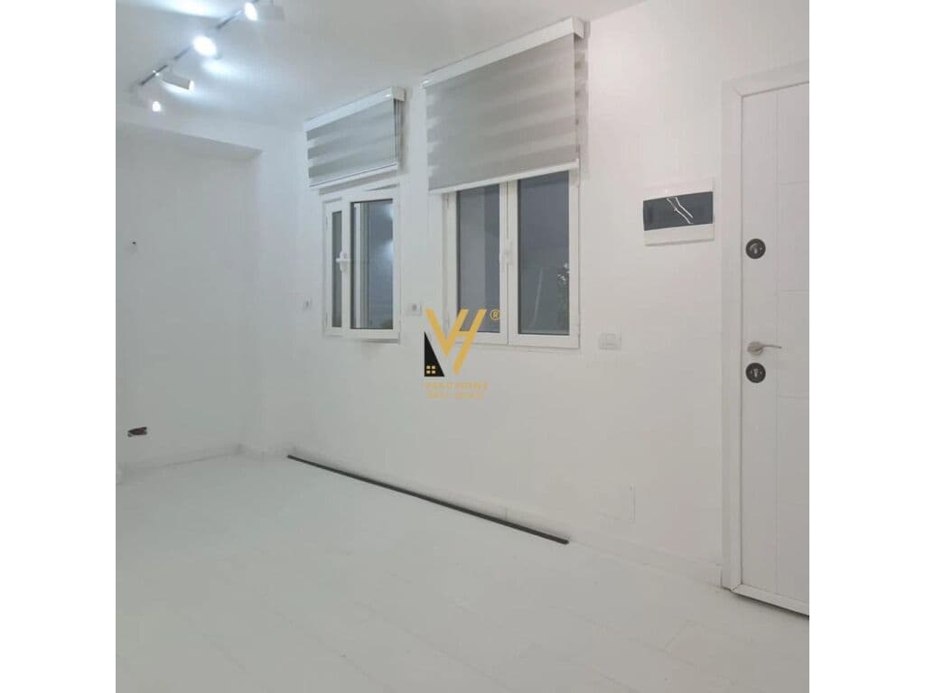 Jepet Zyre me qera te Stacioni i Trenit 60 m2 3
