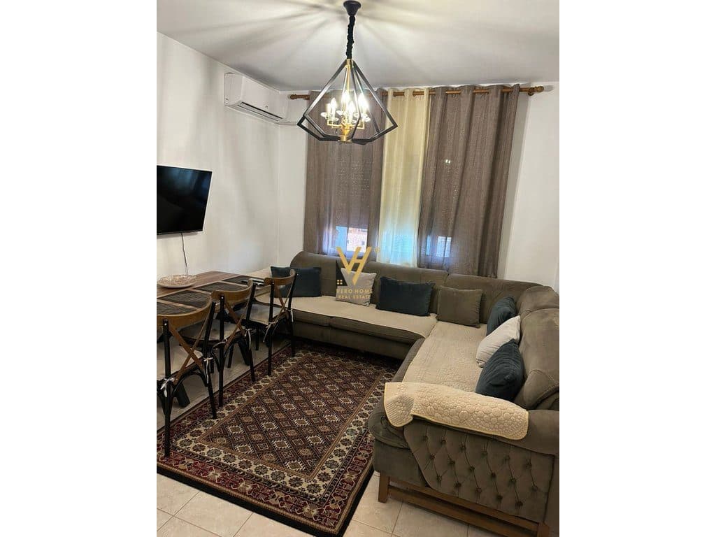 JEPET APARTAMENT 1+1+BLK ME QIRA TE KOMUNA E PARISIT 600 EURO