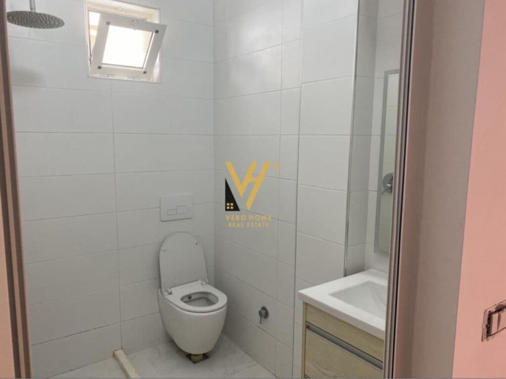 Shitet Apartament 1+1+ballkon ne Bllok 45 m2 3