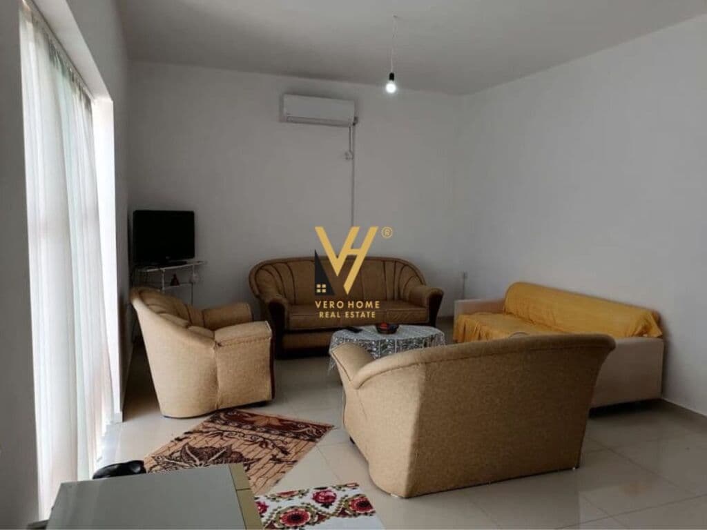 Shitet Vile dy kateshe dhe Truall ne Sarande 340 m2