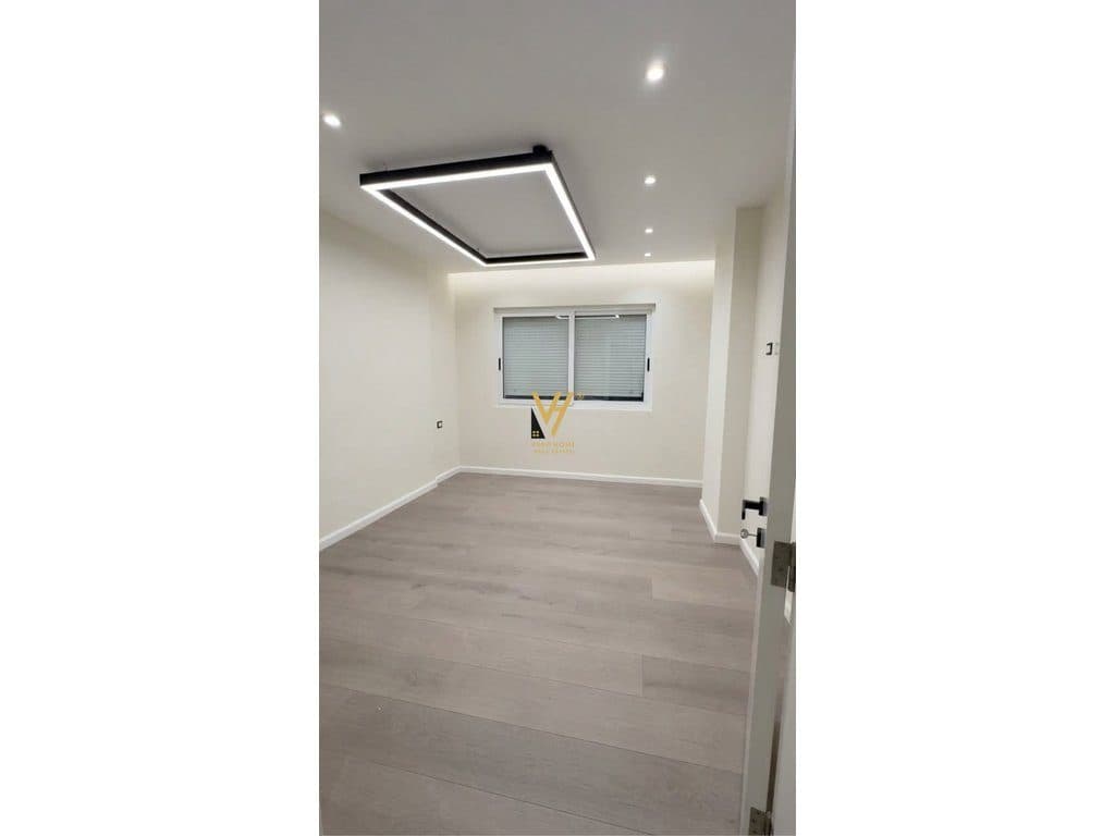 SHITET APARTAMENT 1+1+BLK TEK KIKA 1, KOMUNA E PARISIT 180.000 EURO