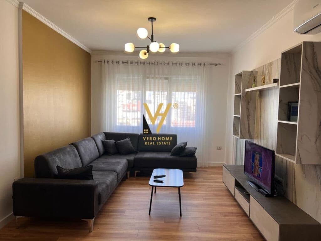Jepet Apartament 2+1 me qera te Pazari i Ri 98 m2 4