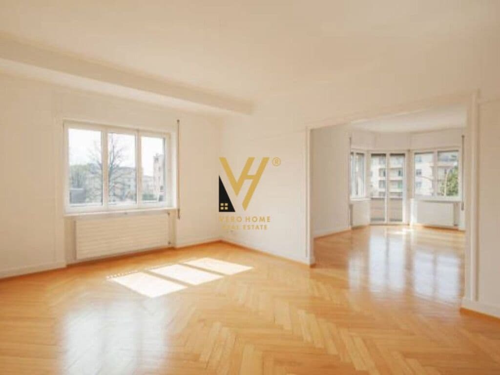 Shitet Apartament 2+1+2 te Kodra e Diellit 134 m2