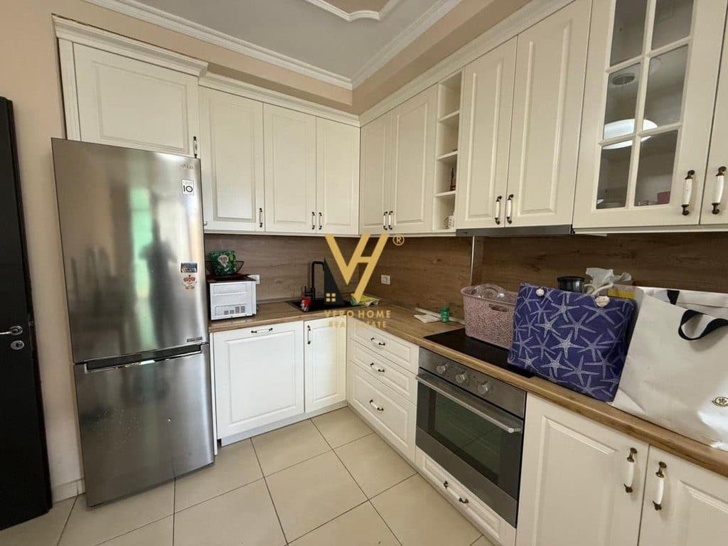 JEPET APARTAMENT 2+1+BLK ME QIRA TEK KOMUNA E PARISIT 700 EURO 2