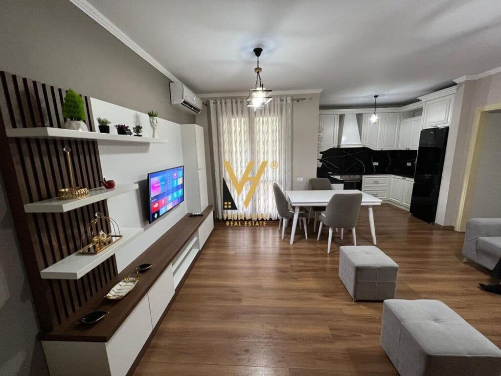 Jepet Apartament 2+1+2 me qera te Kopshti Botanik 120 m2 3
