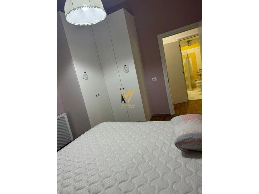 Jepet Apartament 2+1+ballkon me qera ne Vasil Shanto 90 m2 4