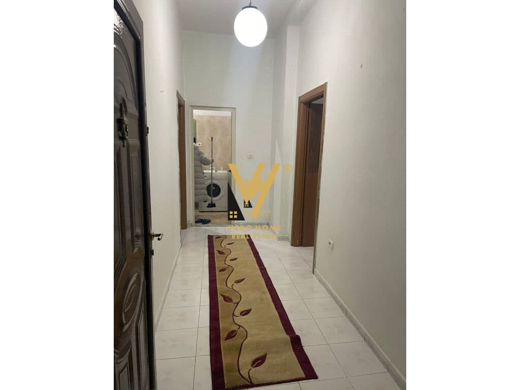 JEPET APARTAMENT 1+1 ME QERA NE QENDER 500 EURO 3