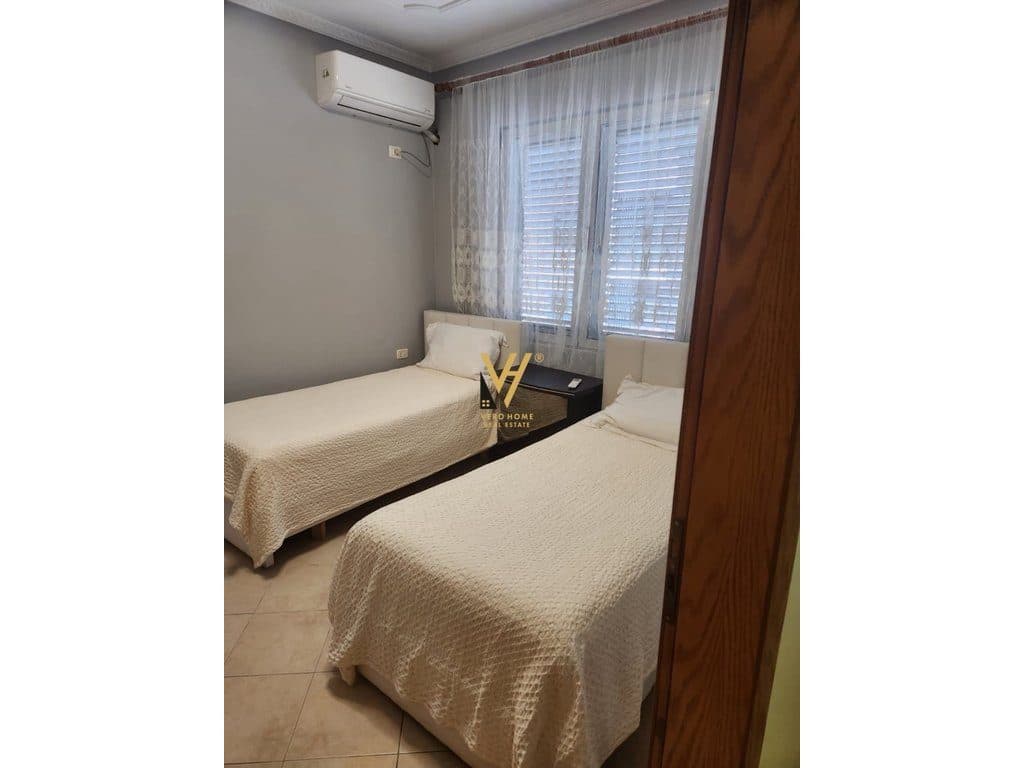 JEPET APARTAMENT 2+1 ME QIRA TE KODRA E DIELLIT 1- 70.000 LEKE 4