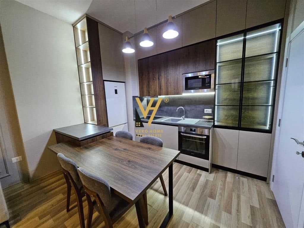 JEPET APARTAMENT 1+1+BLK ME QERA TEK SQUARE 21 700 EURO 3