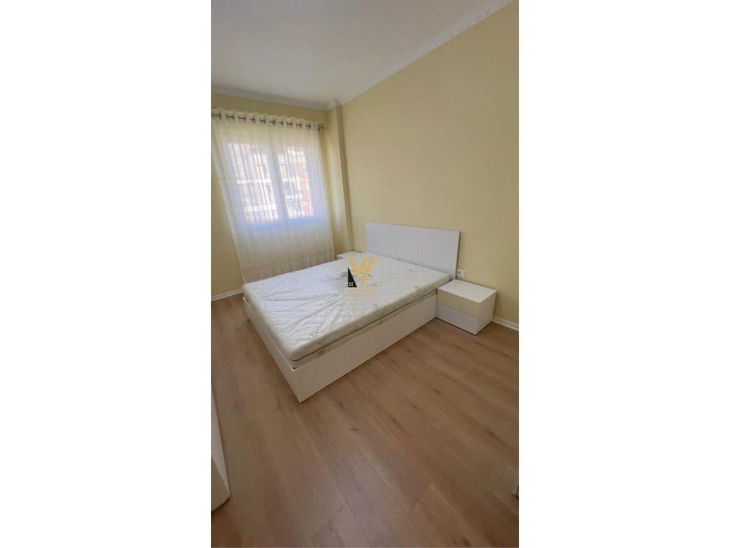 JEPET APARTAMENT 2+1 ME QIRA NE YZBERISHT 57.000 LEKE 3