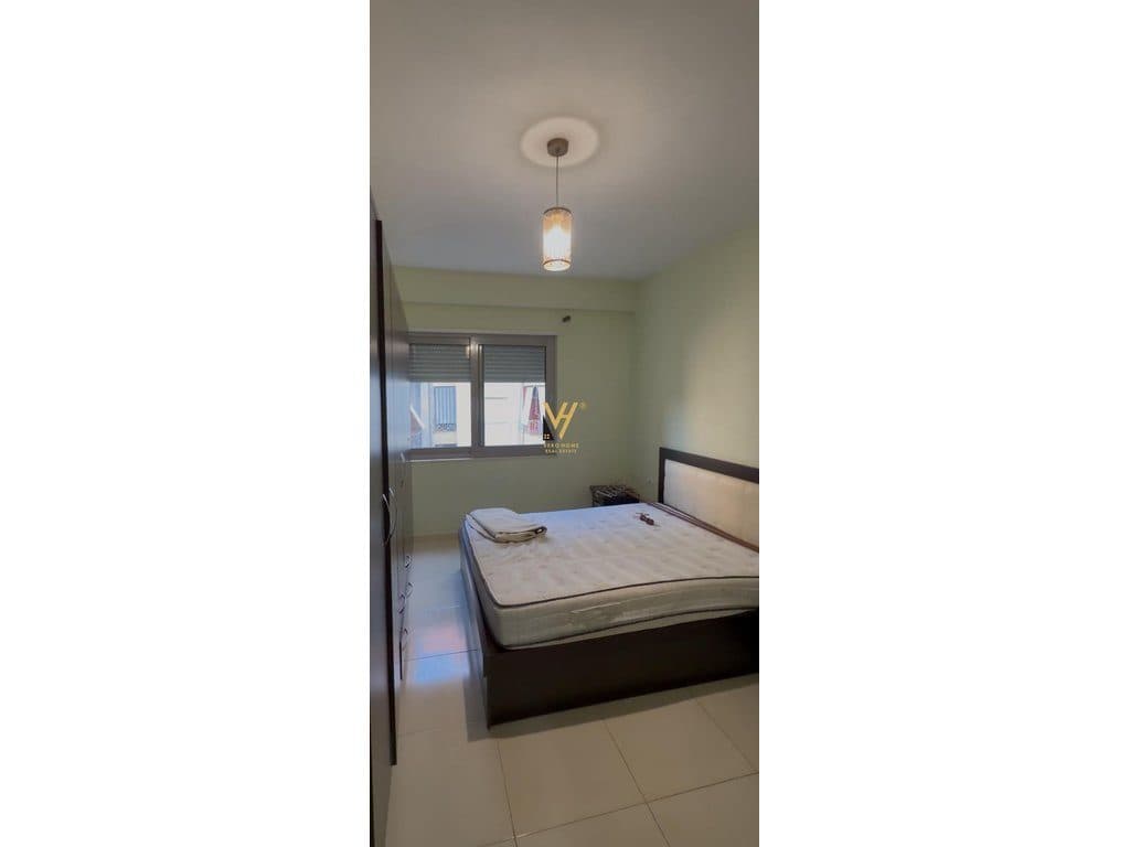 JEPET APARTAMENT 1+1+BLK ME QIRA TE KOMUNA E PARISIT 55.000 LEKE 3