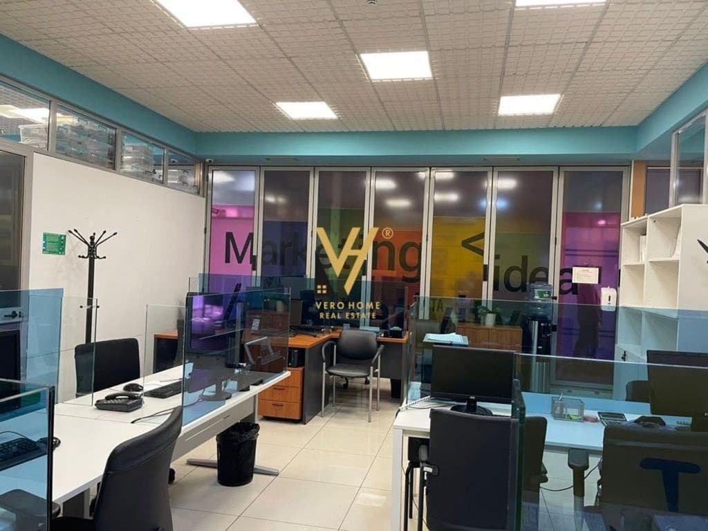 JEPET DYQAN 270 M2 ME QERA NE BLLOK 4.400 EURO 3