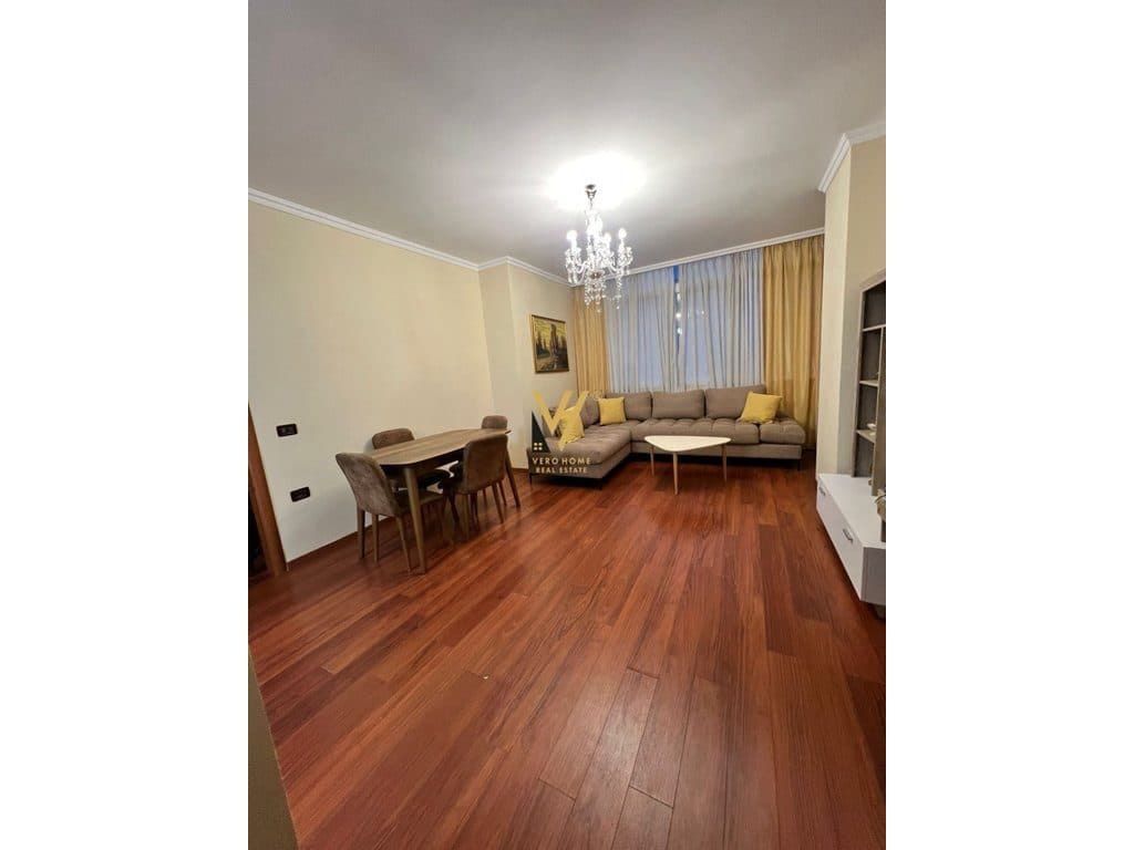 JEPET APARTAMENT 2+1+BLK ME QIRA TE BLV. ZHAN D’ARK 700 EURO