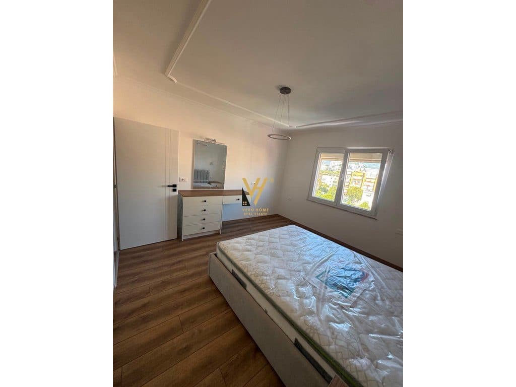 JEPET APARTAMENT 1+1 ME QERA NE VASIL SHANTO 550 EURO 4