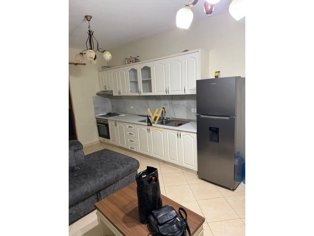 JEPET APARTAMENT 2+1+BLK ME QERA NE DON BOSKO 600 EURO 2