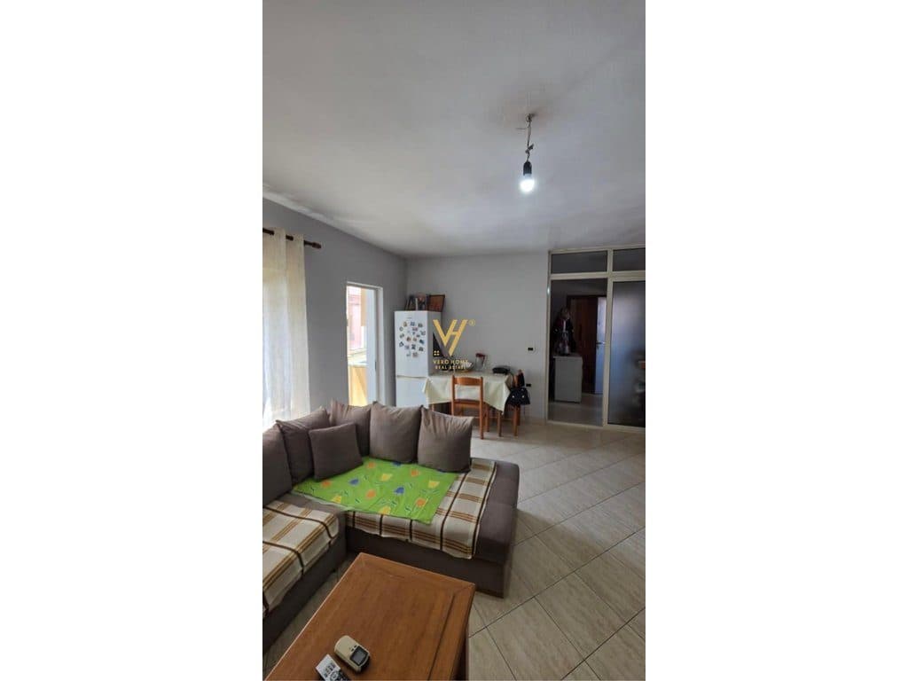 SHITET APARTAMENT 1+1+BLK TEK RRUGA E KAVAJES 136.000 EURO