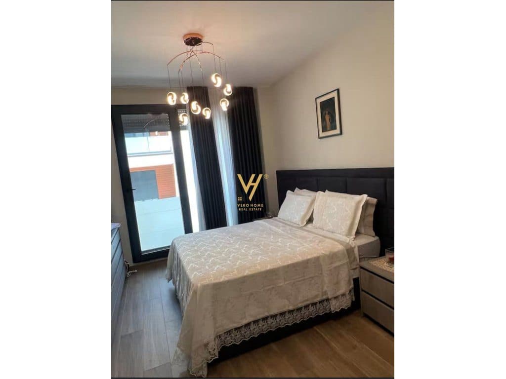 JEPET APARTAMENT 2+1+2 ME QERA TE REZ.SOFIA, LUNDER 1.550 EURO 3
